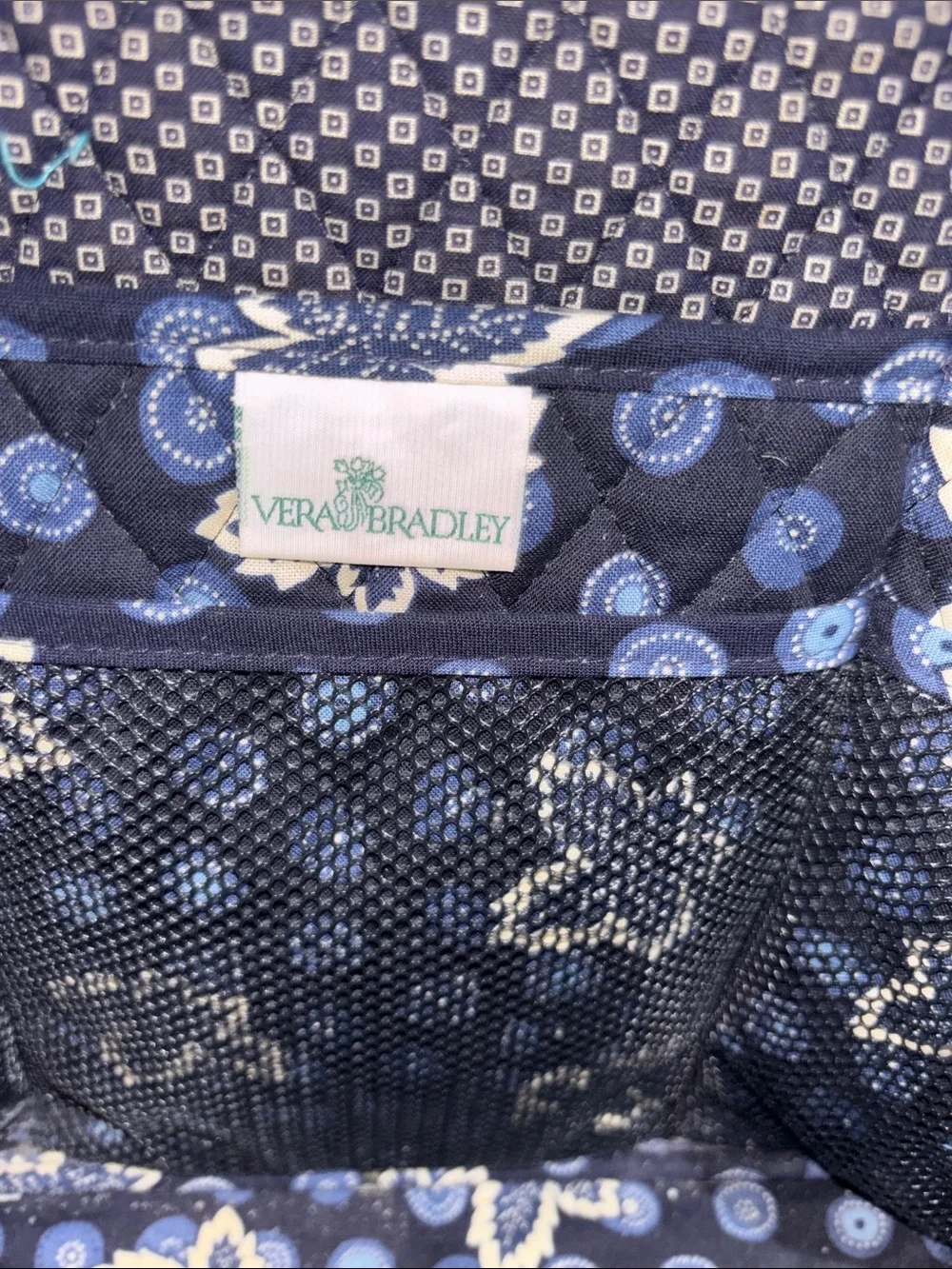 Vera Bradley - Seaport Navy Floral Quilted Laptop Tote